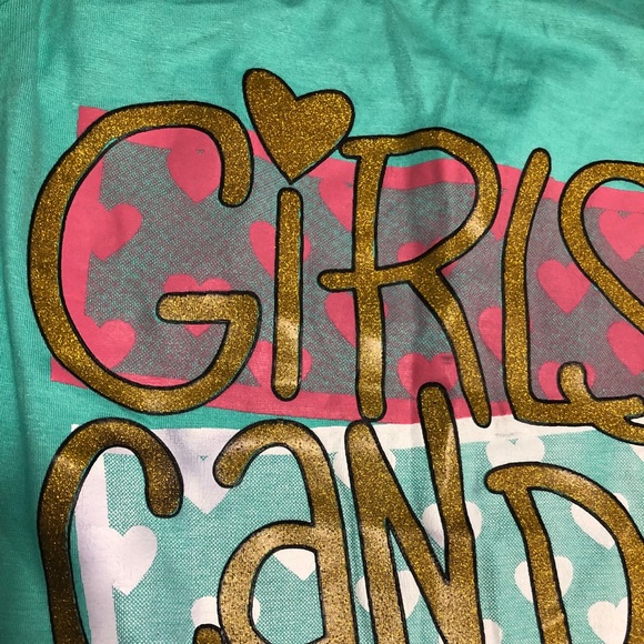 Green tank top - Picture 2 of 4